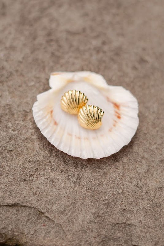 Large Meeghan - Gold Shell Stud - 18k Gold Plated - Meeghan Mullin x Lisi Lerch Collection - Glamourous Grace