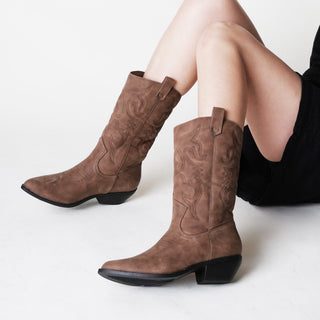 Lasso | Brown Nubuck - Glamourous Grace