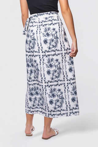Leila Skirt (White/Black)