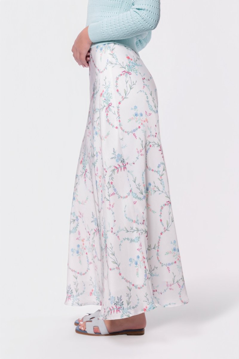 Lisa Skirt (White Flower) - Glamourous Grace