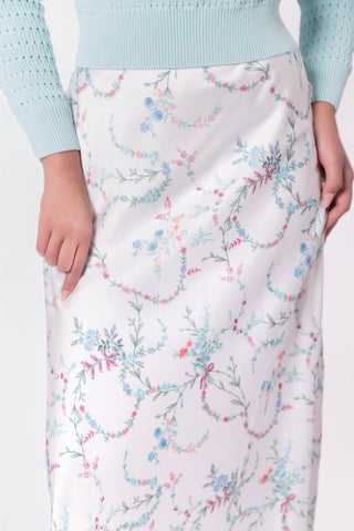 Lisa Skirt (White Flower)