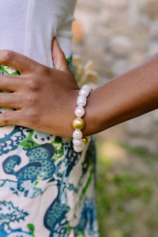 Georgia Beaded Bracelet - Freshwater Pearl and 14mm - Glamourous Grace