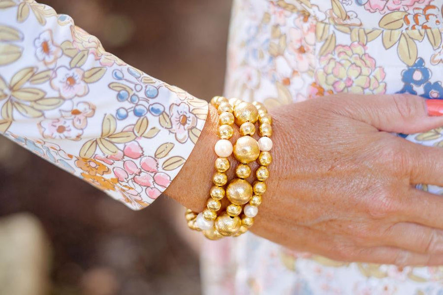Georgia - Gold  & Freshwater Pearl Beaded Bracelet - Glamourous Grace