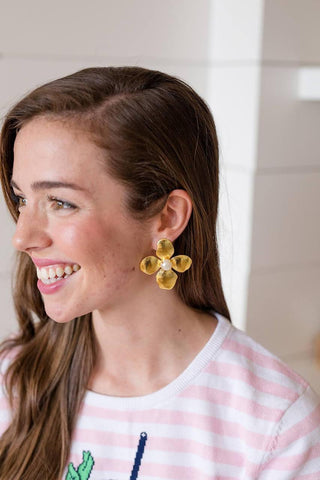 Maggie Earrings - Pearl - Glamourous Grace