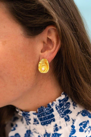 Oyster Stud - Earring - Glamourous Grace