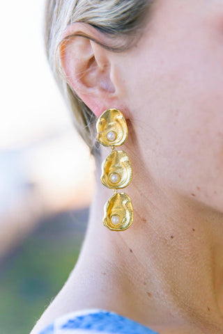 Oyster Triple - Earring - Glamourous Grace