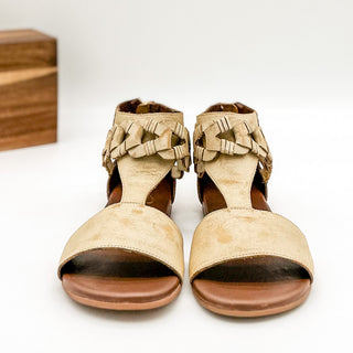 Loop D Loop Sandals in White - Glamourous Grace