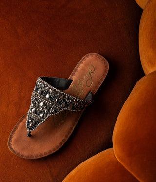 Loving U Sandals in Black - Glamourous Grace