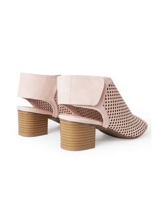 Maddie | Light Pink Nubuck - Glamourous Grace