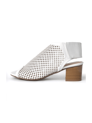 Maddie | White - Glamourous Grace