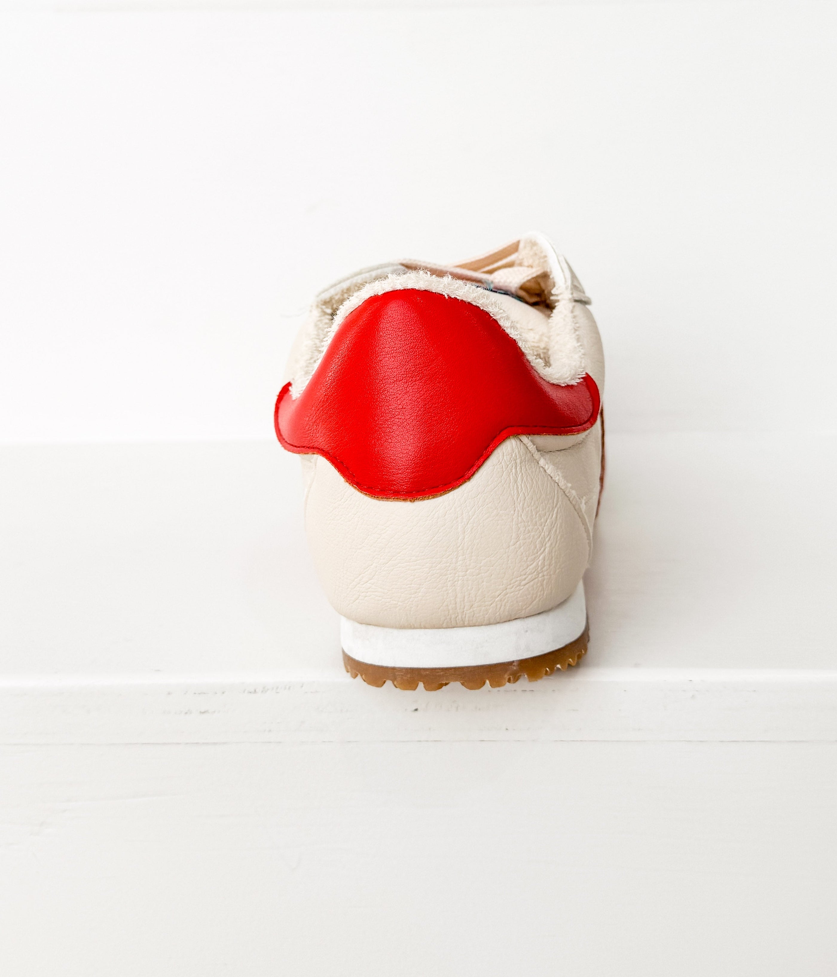Madrid Sneaker in Beige/Red - Glamourous Grace
