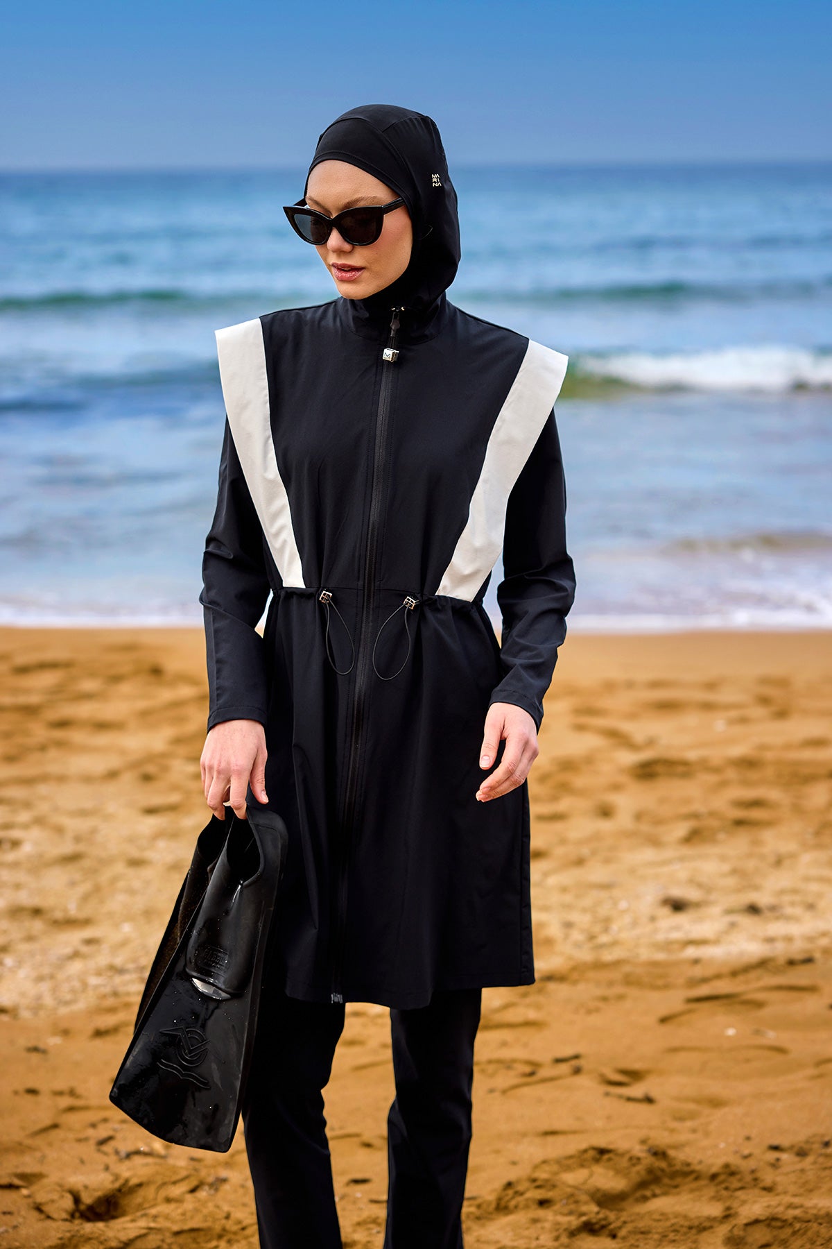 Black Adjustable Waist Modest Burkini Set M2526-1 - Glamourous Grace