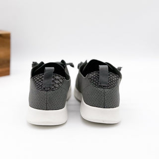 Mayo Sneaker in Grey - Glamourous Grace