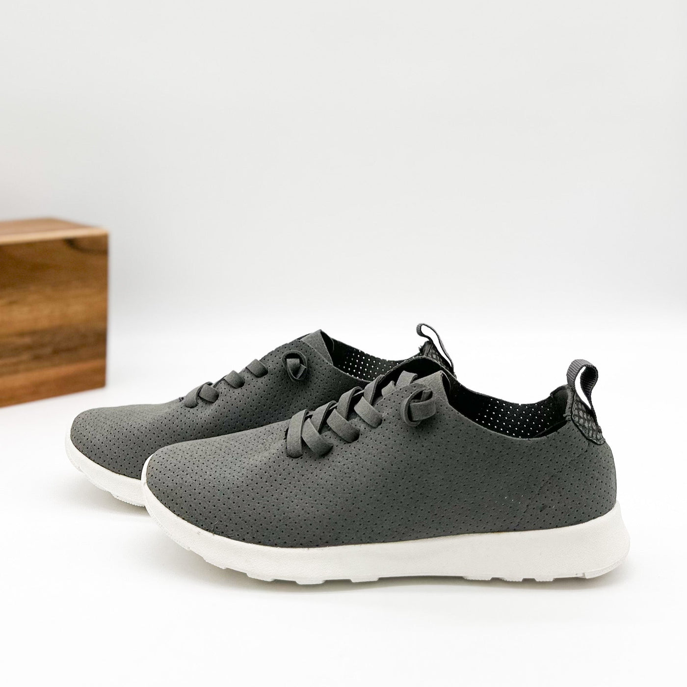 Mayo Sneaker in Grey - Glamourous Grace