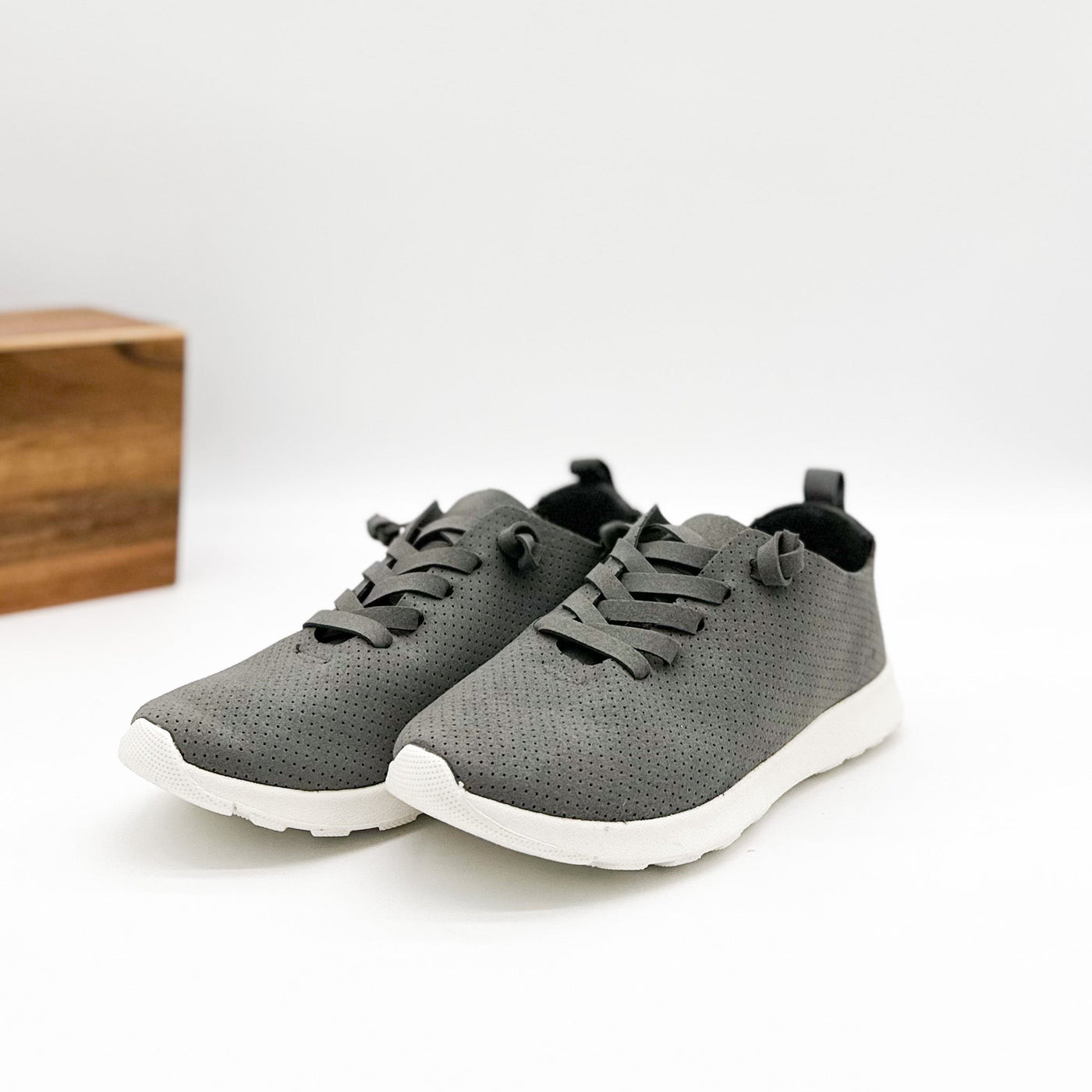 Mayo Sneaker in Grey - Glamourous Grace