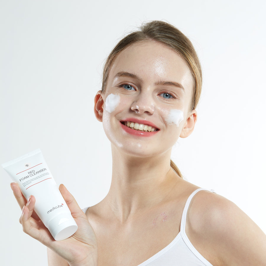 medicube Red Foam Cleanser 120ml - Glamourous Grace