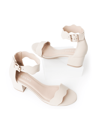 Mimi | Cream - Glamourous Grace