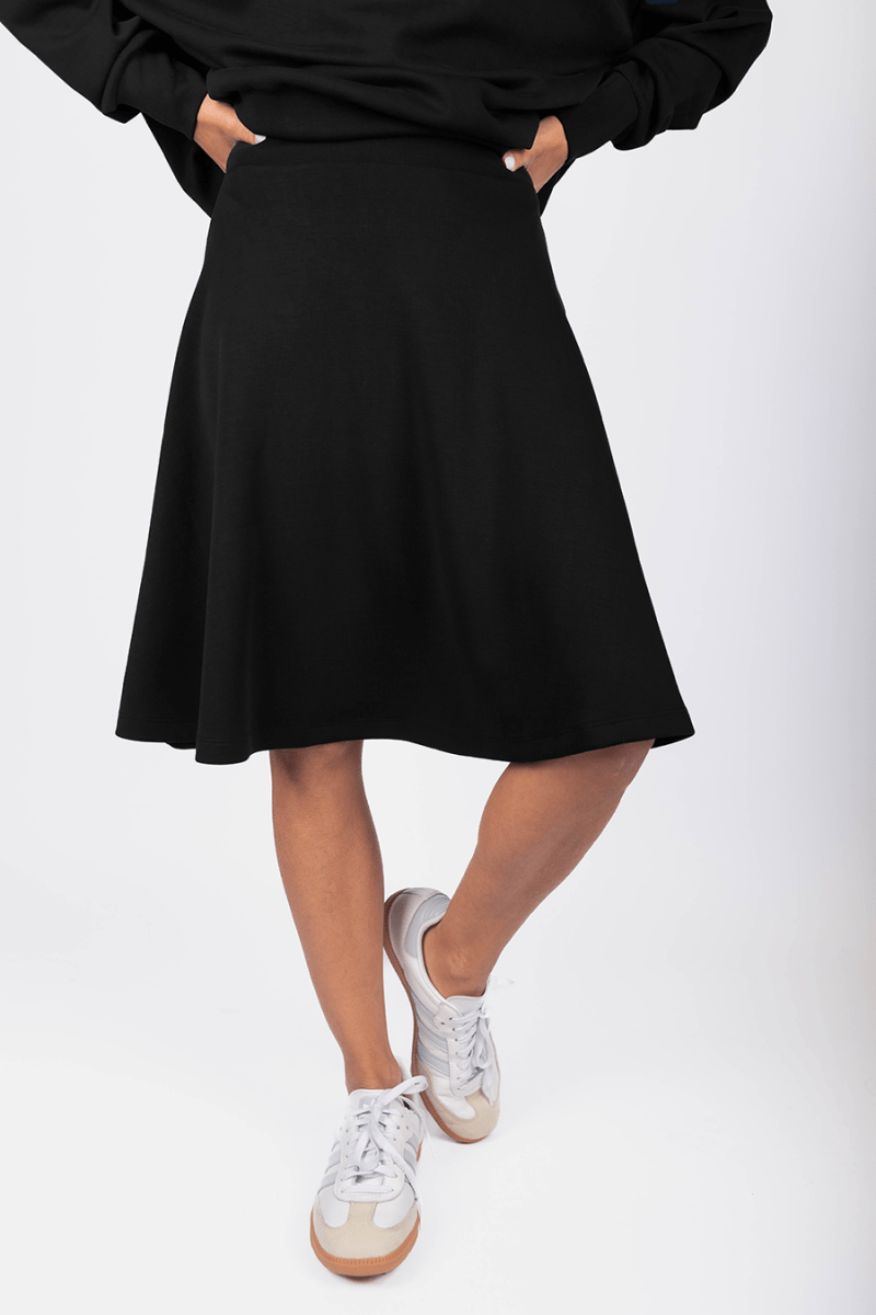 Mina Swing Skirt 23" (Black) - Glamourous Grace