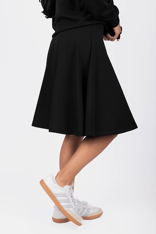 Mina Swing Skirt 23" (Black)