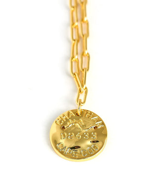 Mini Beach Tag Charm Necklace – 18k Gold Plated - Glamourous Grace