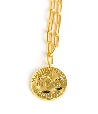 Mini Beach Tag Charm Necklace – 18k Gold Plated - Glamourous Grace