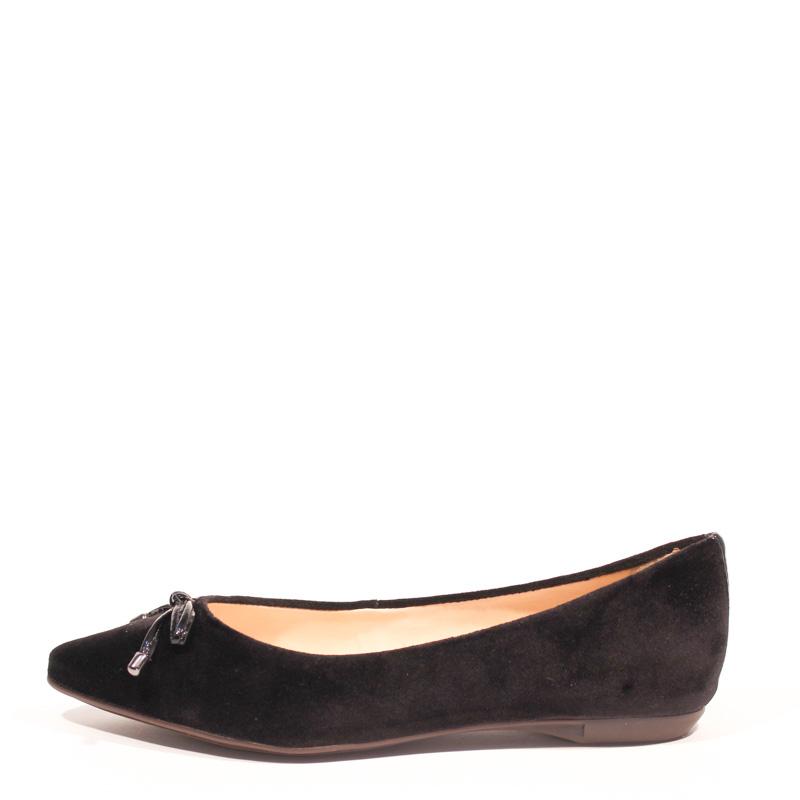 Modena Velvet Ballet Flats - Glamourous Grace