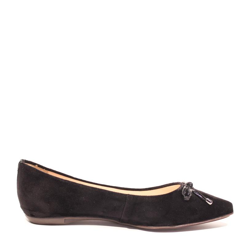 Modena Velvet Ballet Flats - Glamourous Grace