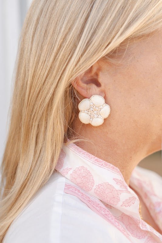 Molly Shell Earrings - Glamourous Grace