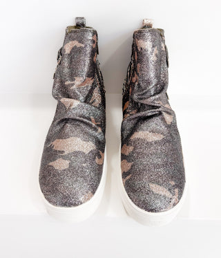 Muly Sneaker in Camo - Glamourous Grace
