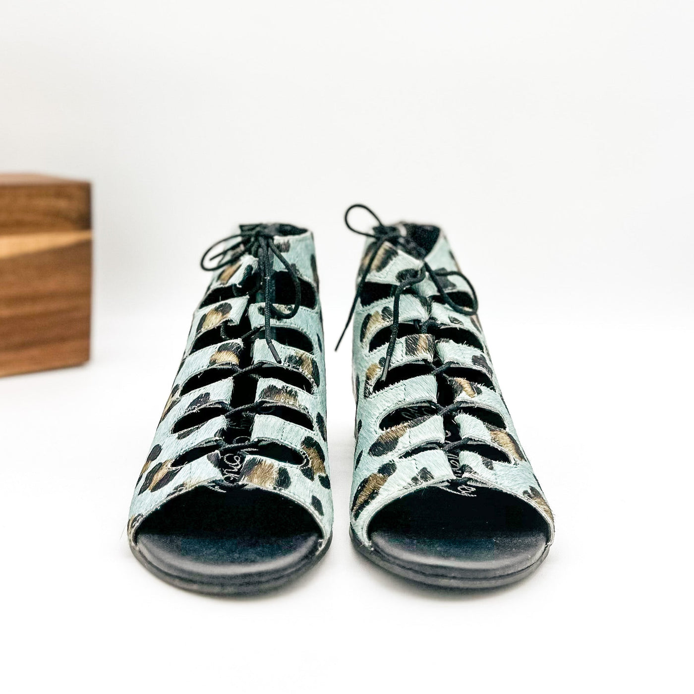 Nola Sandals in Teal - Glamourous Grace