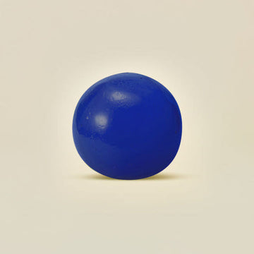 ongredients Butterfly Pea Cleansing Ball 110g