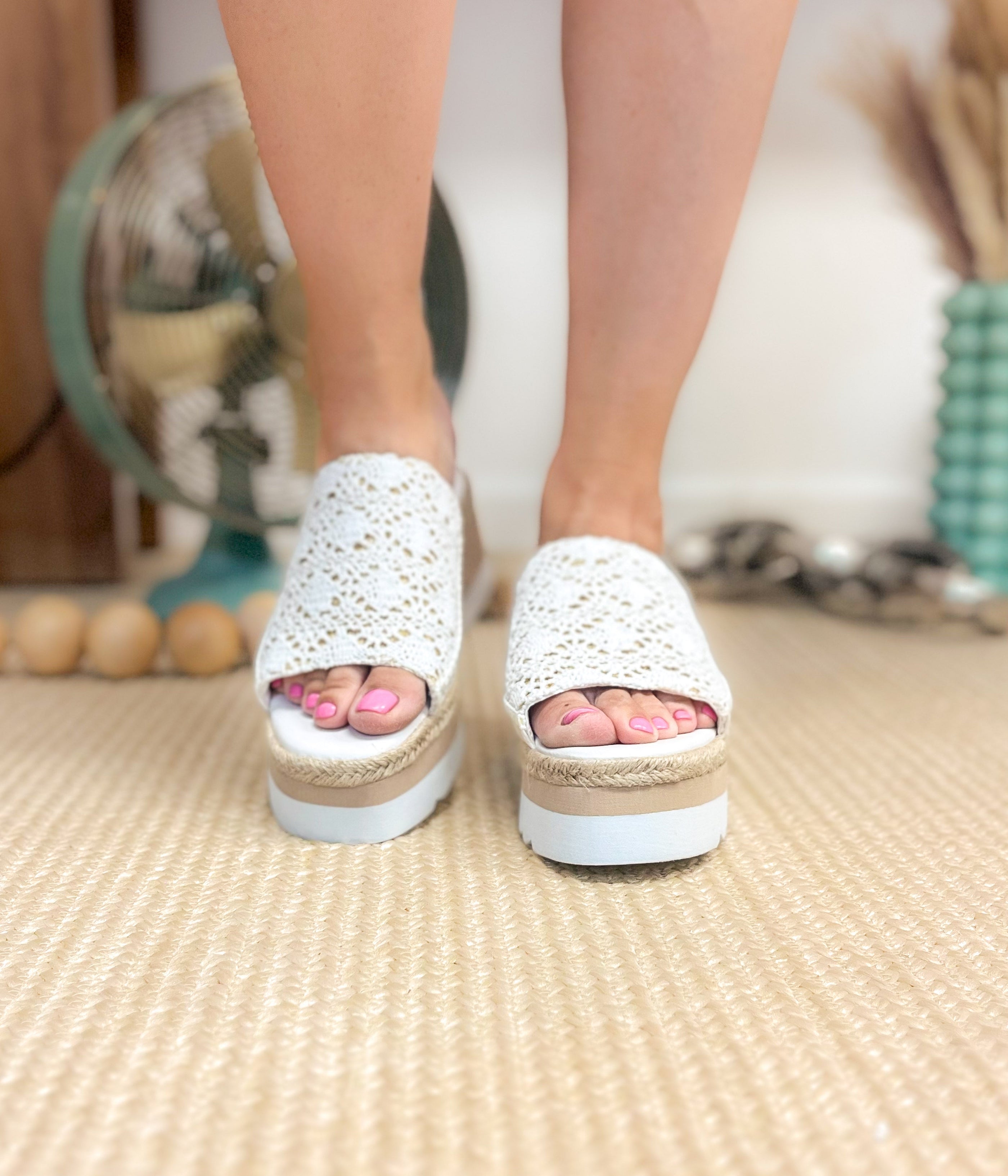 Ophelia Wedges in White - Glamourous Grace