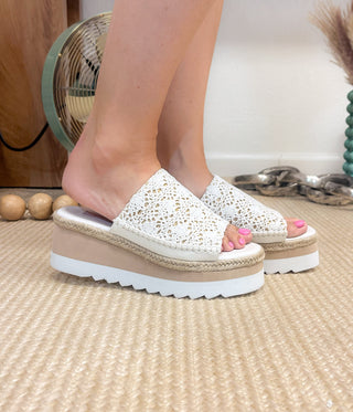 Ophelia Wedges in White - Glamourous Grace