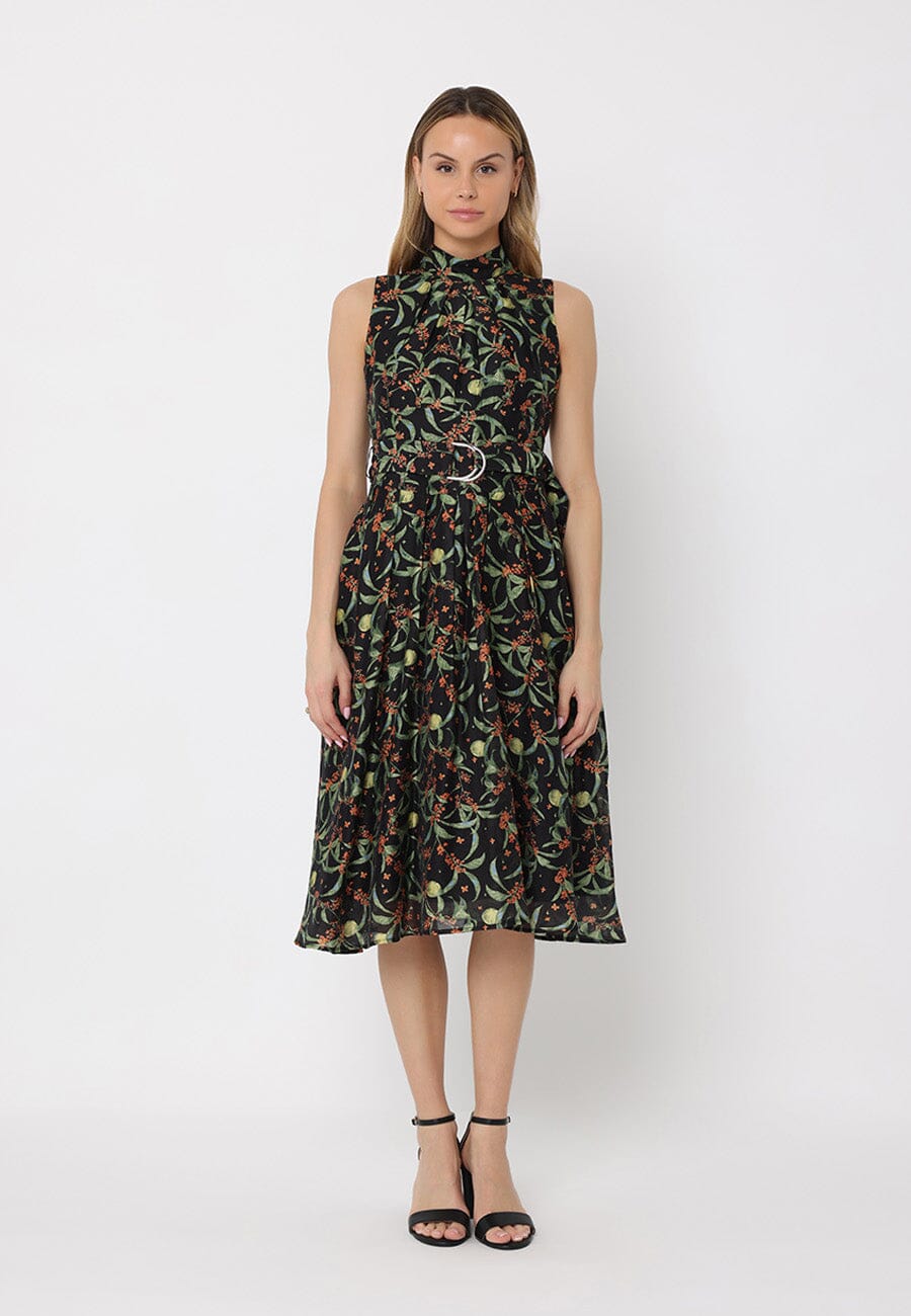 Printed sleeveless waist band dress - Glamourous Grace