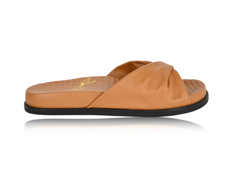 Sadie Camel Soft Nappa - Glamourous Grace