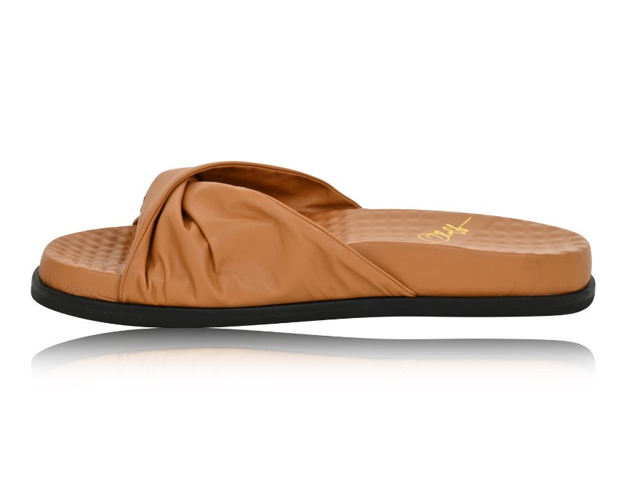 Sadie Camel Soft Nappa - Glamourous Grace