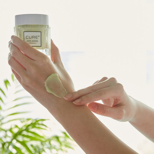 [KIM JEONG MOON Aloe] Cure Anti-Aging Cream S 50g - Glamourous Grace
