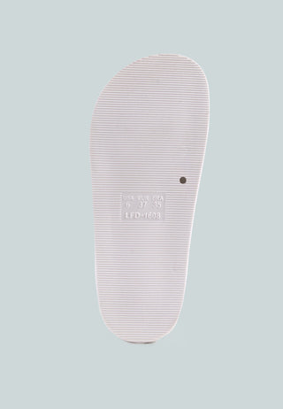 Riverside Lounge Slides
