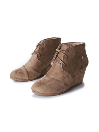 Roxy | Light Taupe Suede - Glamourous Grace