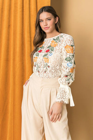 EMBROIDERED LACE TOP - Glamourous Grace