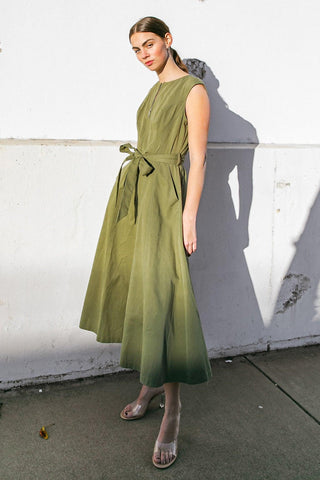 DELICATE DREAMS WOVEN MIDI DRESS - Glamourous Grace