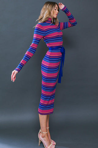 NOTEWORTHY SHINE SWEATER MIDI DRESS - Glamourous Grace