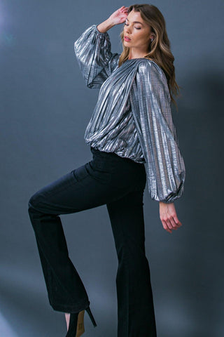 KEY IT DOWN WOVEN TOP - Glamourous Grace