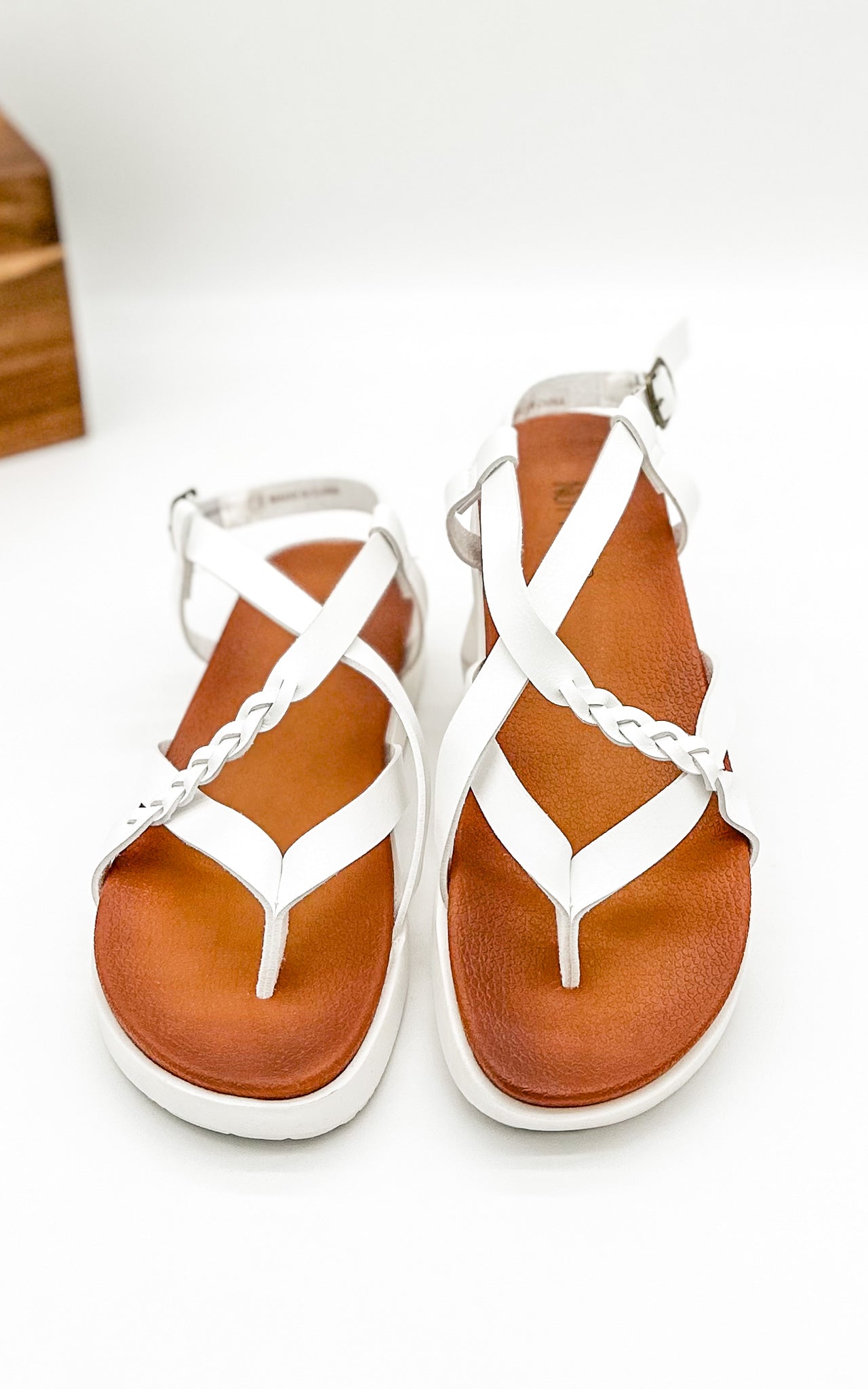 Sela Sandal in White - Glamourous Grace