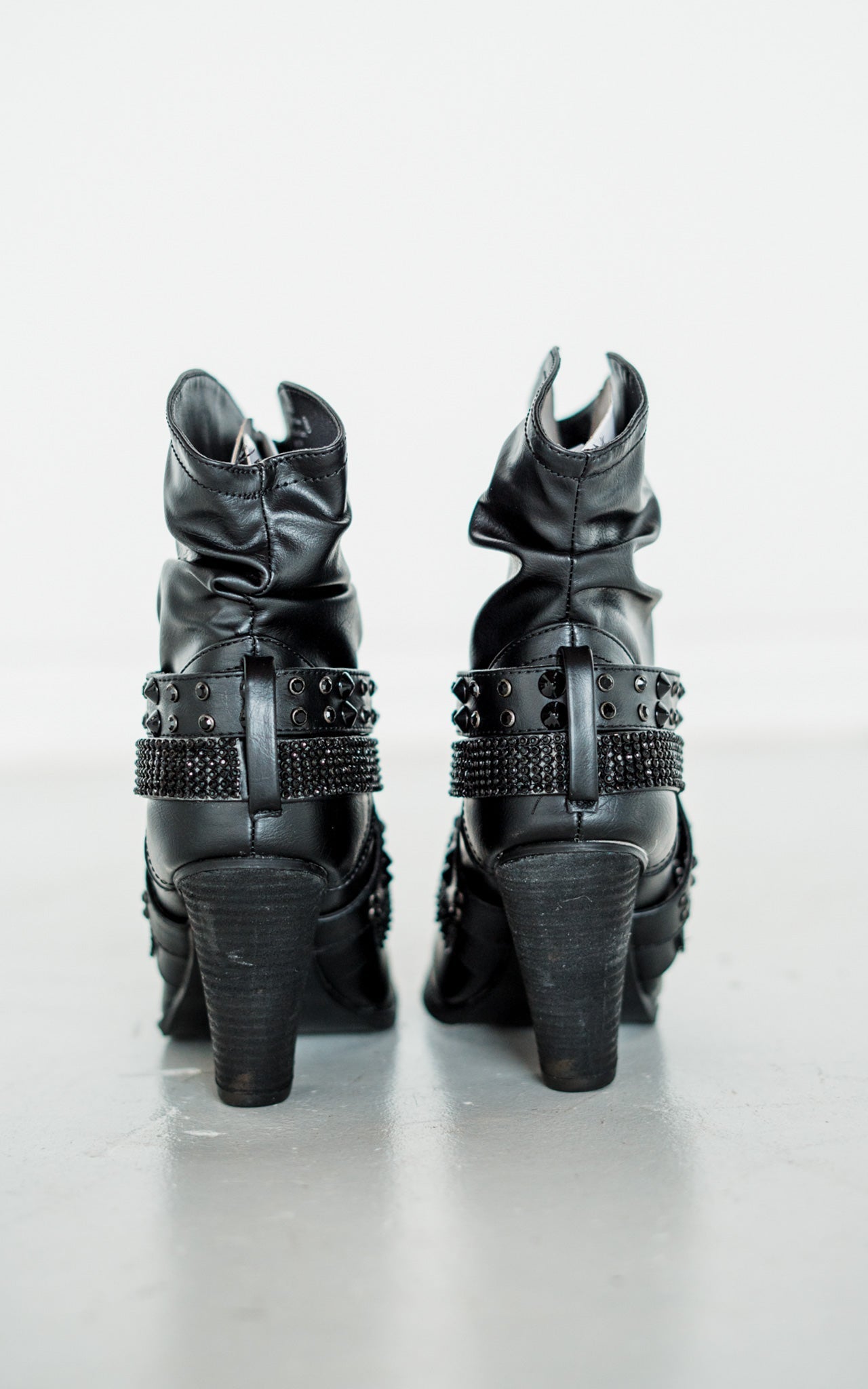 Short Change Booties in Black - Glamourous Grace