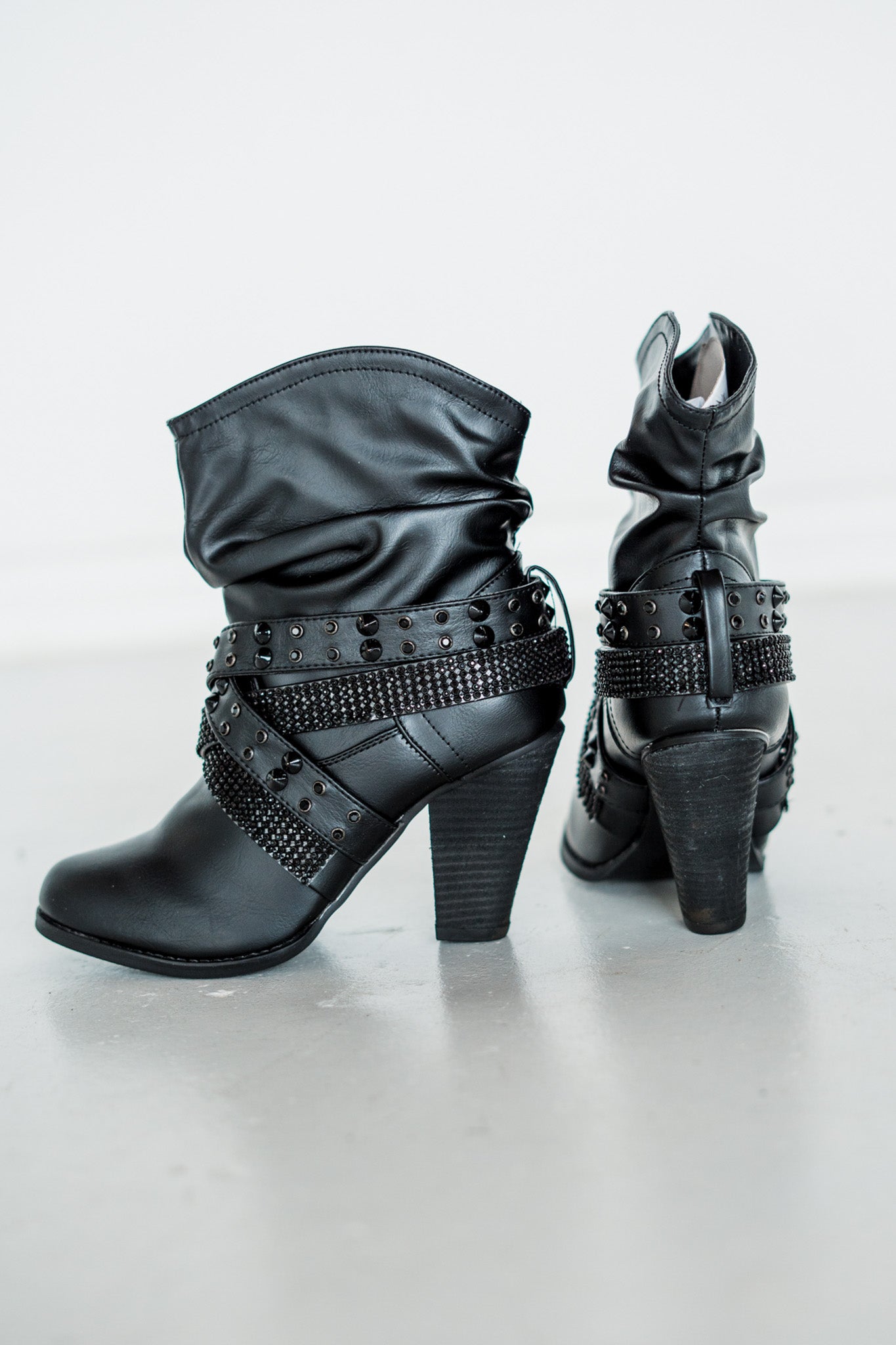 Short Change Booties in Black - Glamourous Grace