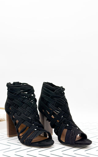 Silica Heel in Black - Glamourous Grace