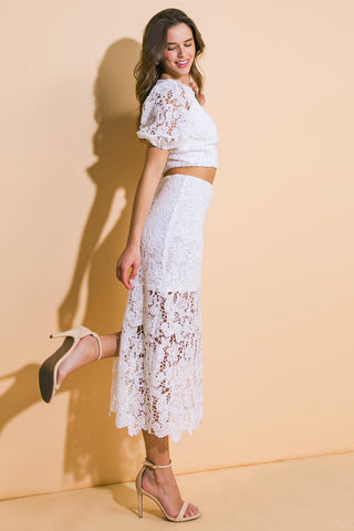 UNFORGETTABLE ICON WOVEN LACE TOP AND SKIRT SET - Glamourous Grace