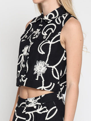 Sleeveless embroidered button down vest
