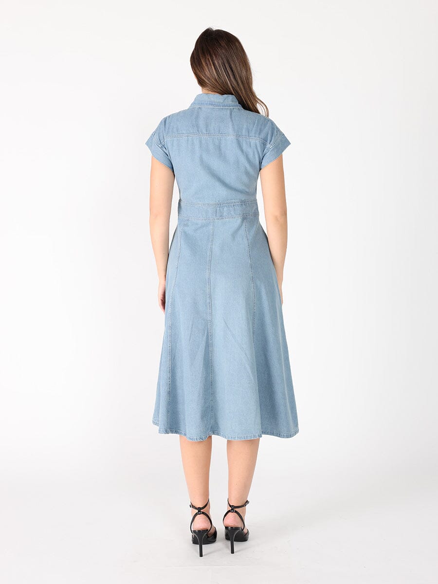 Sleeveless front button open denim dress - Glamourous Grace